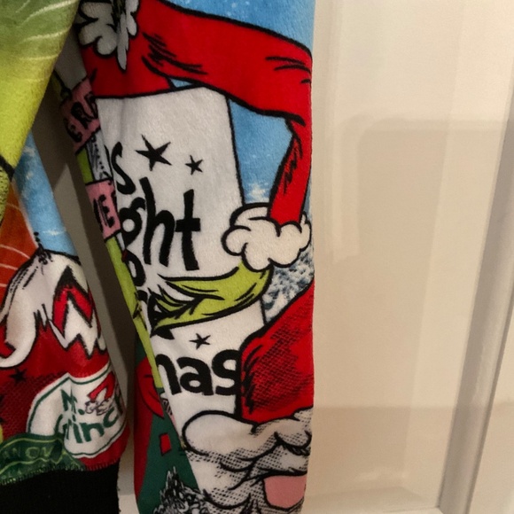 Grinch velour shirt,Justice large. - Picture 5 of 8